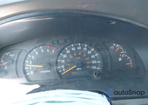 2000 Toyota Tundra Sr5 from USA, damaged, VIN 5TBRN3417YS015920